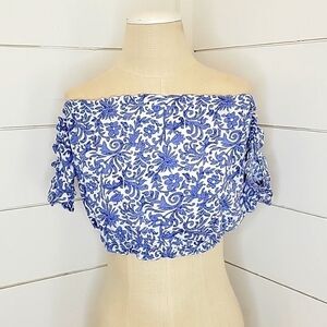 LUCY LOVE medium white & blue crop top
